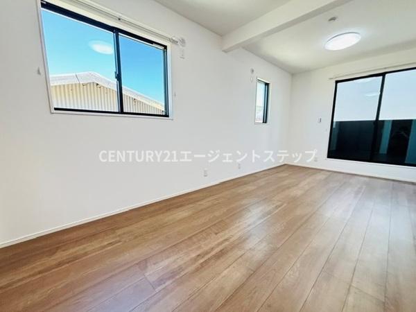 　洋室　明るい洋室が魅力です