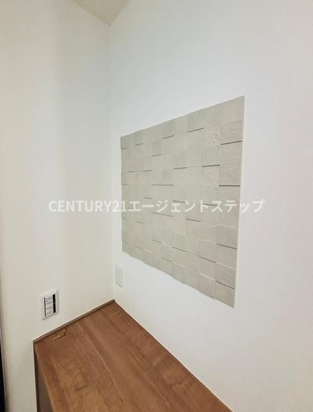 　玄関　玄関にデザインタイル採用