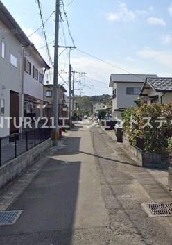 　前面道路含む現地写真　