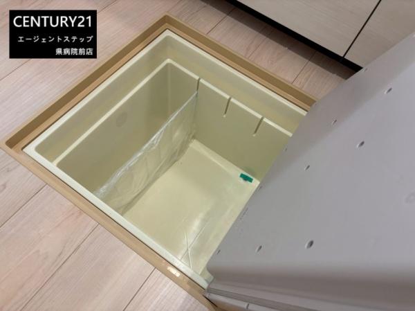 　収納　床下収納