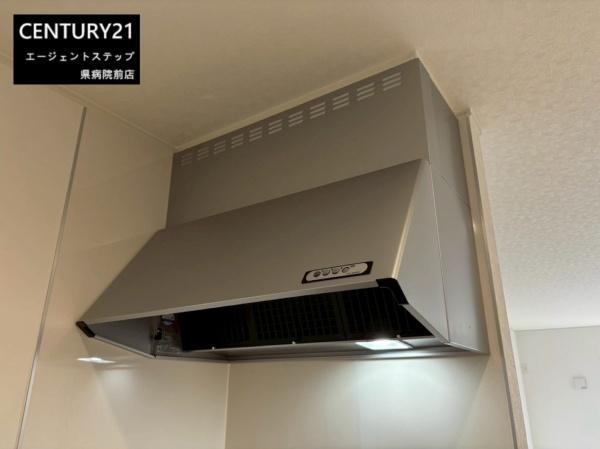 　キッチン　キッチンの清潔感が際立ちます