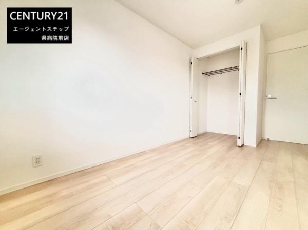 　洋室　洋室のシンプルな内装です