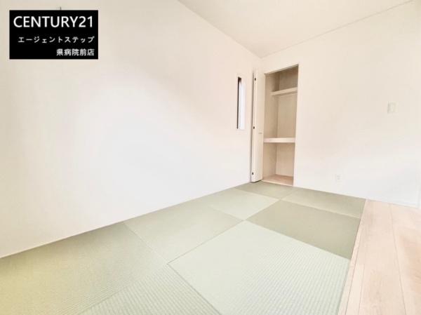 　和室　和室が明るくて使いやすいです