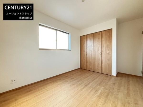 　洋室　使い勝手の良い洋室です