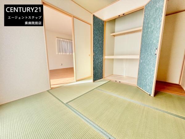 　和室　和室の開放的な空間です