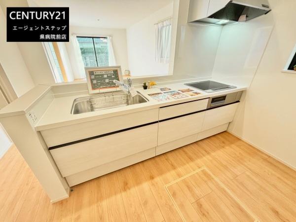 　キッチン　すっきりとしたキッチン空間です