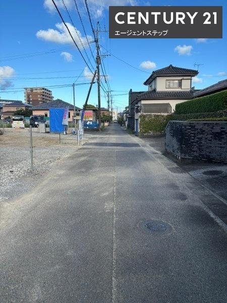 　前面道路含む現地写真　前面道路含む現地写真です
