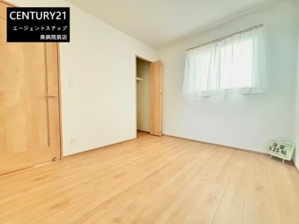 　子供部屋　明るい子供部屋です