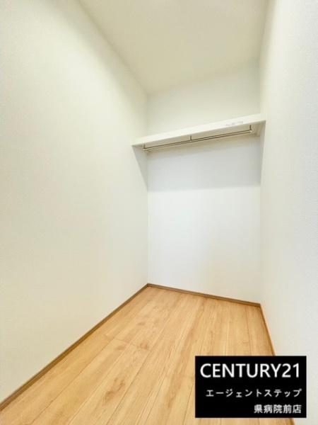 　収納　収納スペースが広々としています