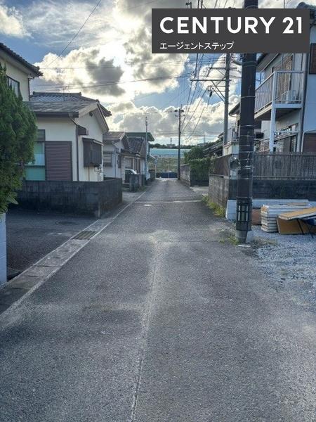 　前面道路含む現地写真　前面道路含む現地写真が特徴です