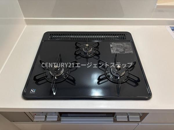 　キッチン　キッチンの3口コンロです