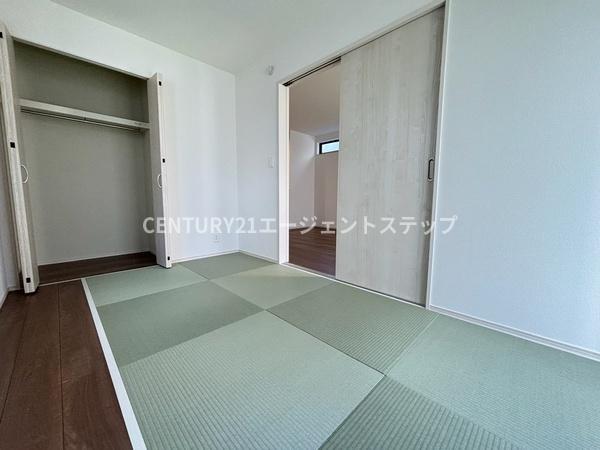 　和室　和室ならではの落ち着きある空間です
