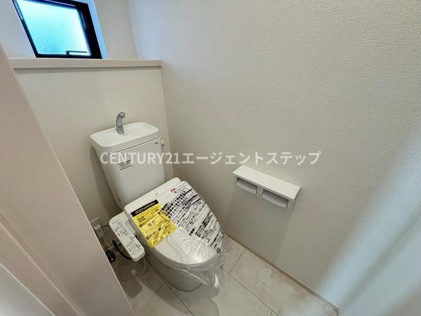 　バス　明るさを感じるバス空間です