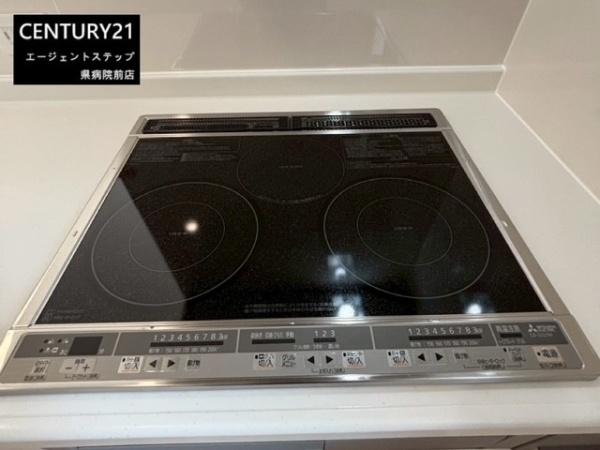 　キッチン　シンプルなキッチン空間です