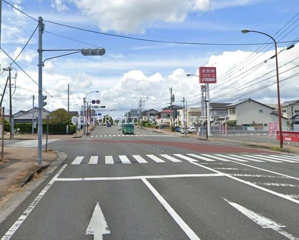 　前面道路含む現地写真　