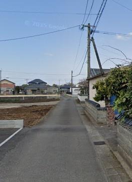 　前面道路含む現地写真　前面道路が現地写真に映えます