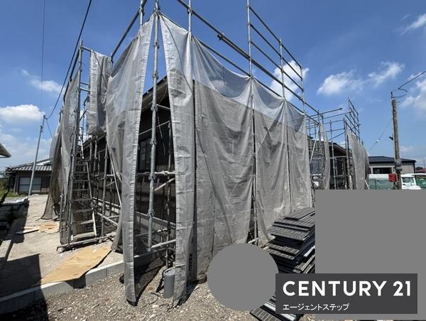 　その他現地　建築中の戸建てです
