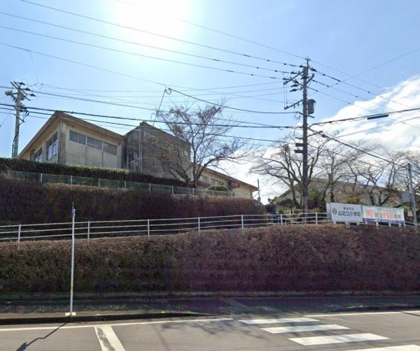 　都城市立山之口小学校（小学校）／1068m　