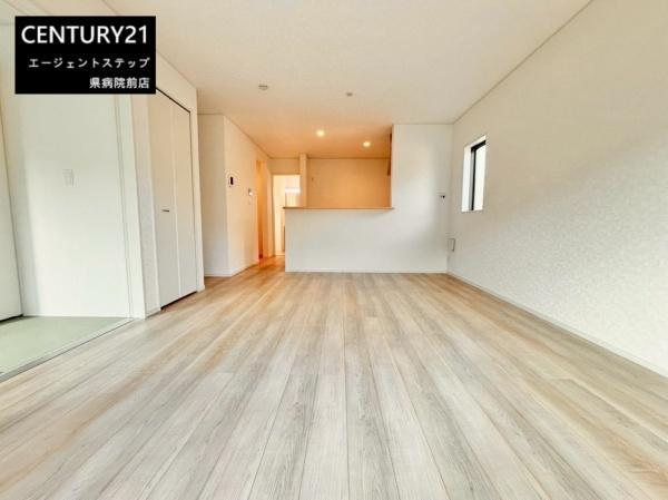 　リビング　広々としたリビング空間です