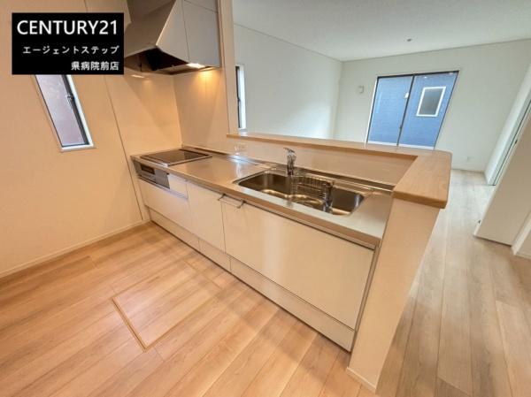 　キッチン　明るいキッチンが魅力です