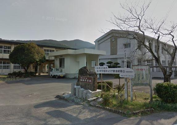　日南市立細田中学校（中学校）／4386m　