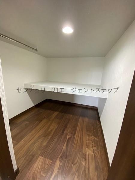 Chisel　収納　ウォークインクローゼット