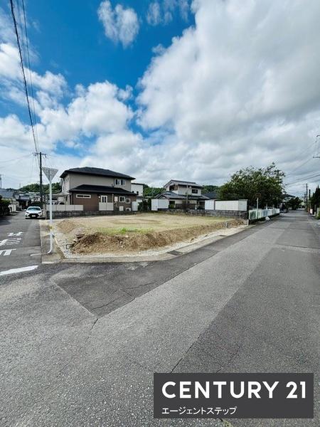 　前面道路含む現地写真　前面道路含む現地写真です