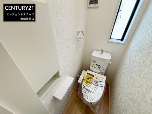 　トイレ　2階トイレ