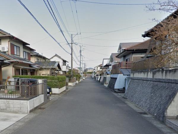 　前面道路含む現地写真　
