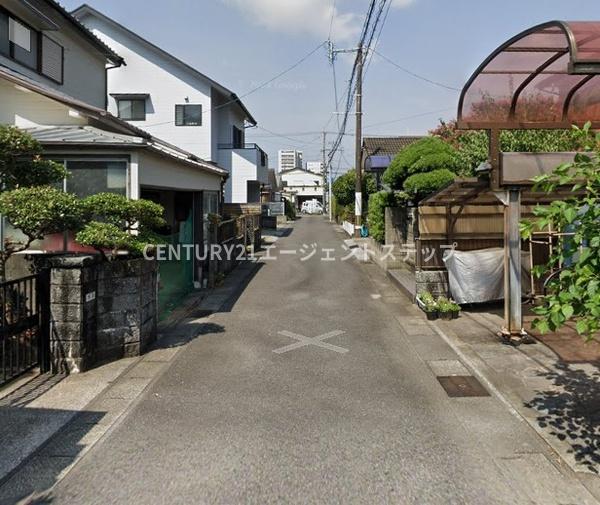 　前面道路含む現地写真　