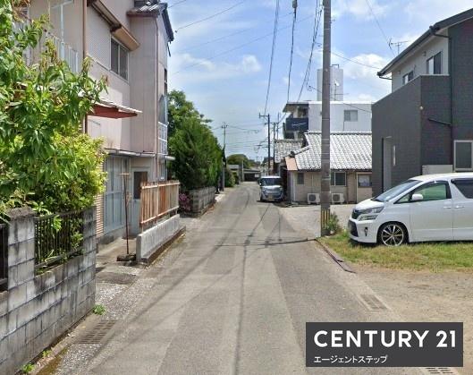 　前面道路含む現地写真　