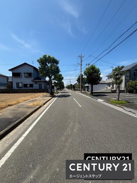 　前面道路含む現地写真　