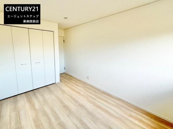 　洋室　明るい洋室が魅力です