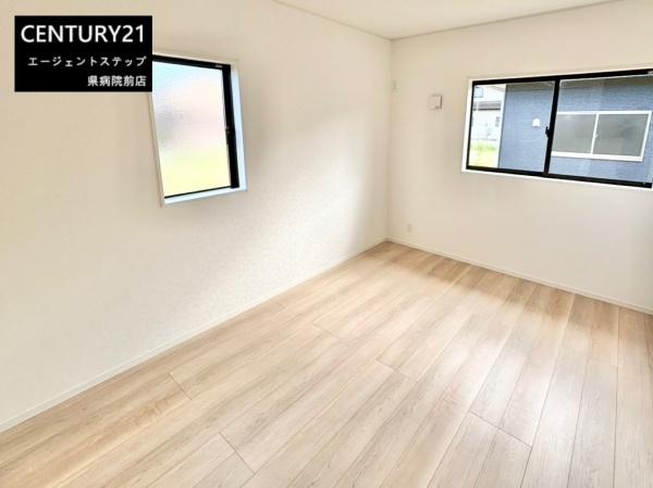 　リビング　リビングの明るさが魅力です