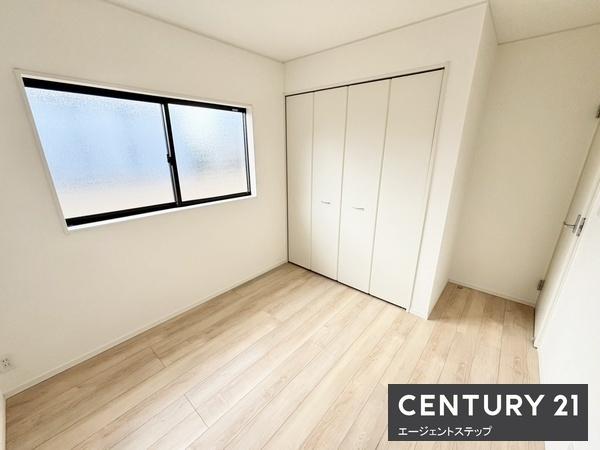 　洋室　明るい洋室が魅力です