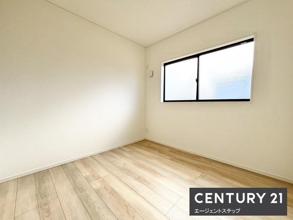 　洋室　明るい洋室が魅力です