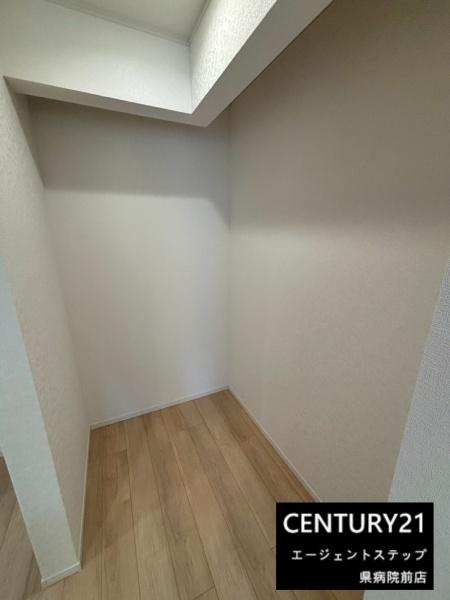 　収納　収納スペースが広めです