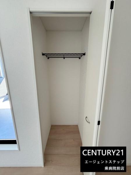 　収納　収納がしっかり付いています