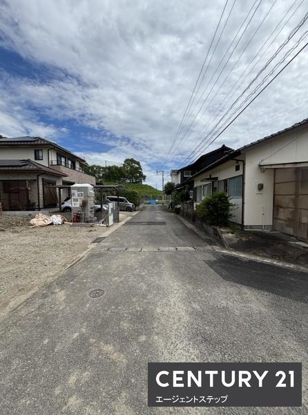 　前面道路含む現地写真　前面道路含む現地写真です