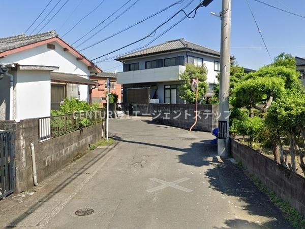 　前面道路含む現地写真　