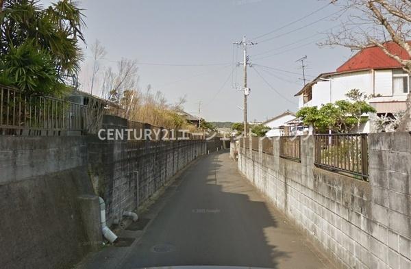 　前面道路含む現地写真　