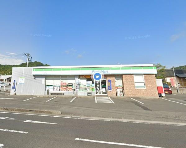 　ファミリーマート新名爪店（コンビニ）／749m　