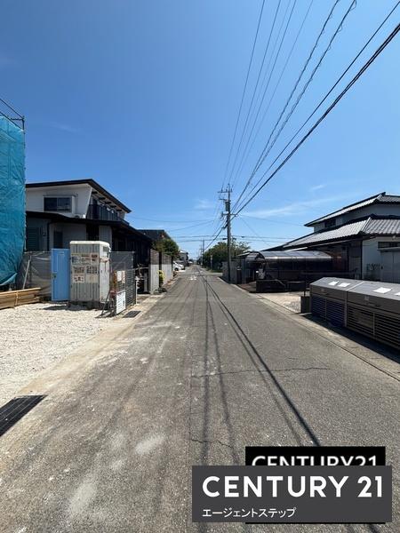 　前面道路含む現地写真　前面道路が整備された現地写真です