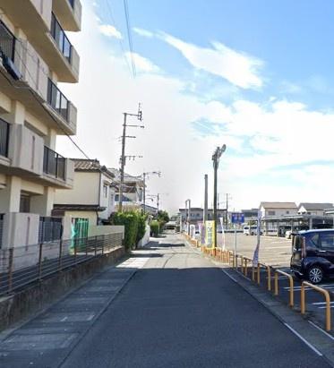　前面道路含む現地写真　