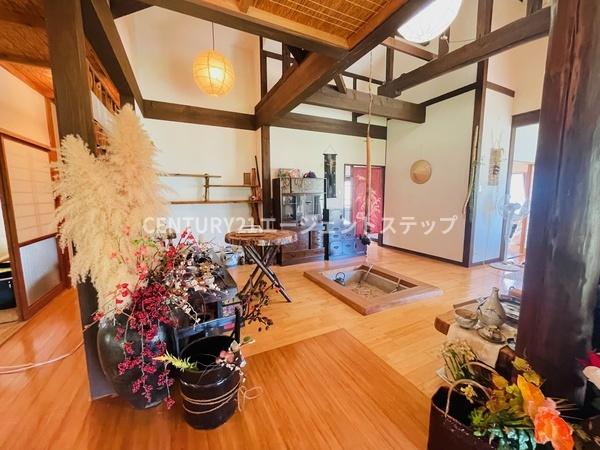 　洋室　開放的な洋室空間です