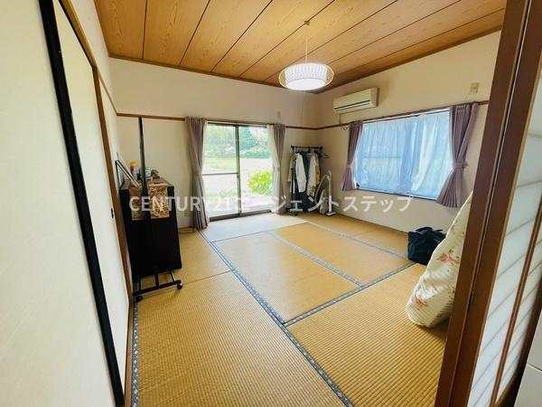 　和室　明るい和室が魅力です