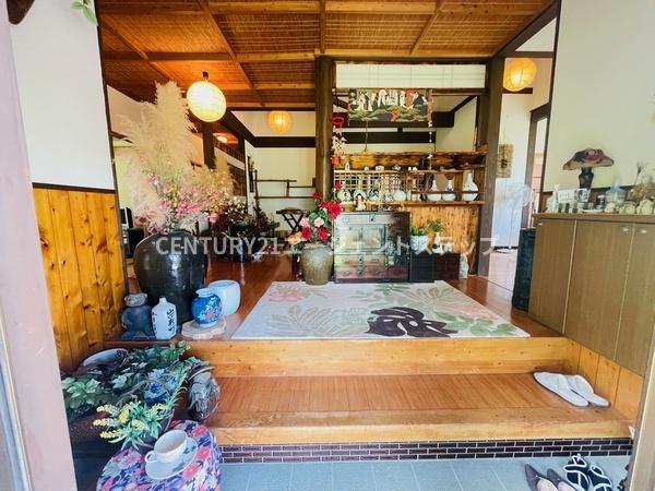 　玄関　玄関が落ち着いた印象です