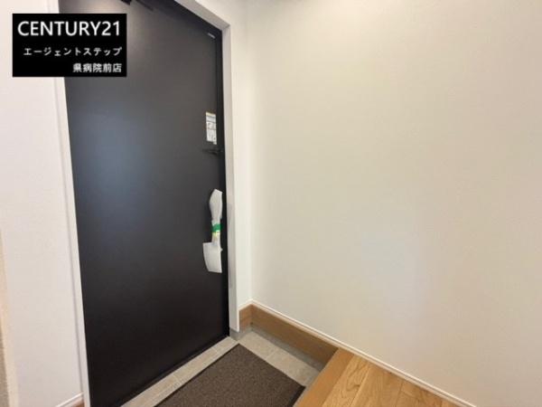 　玄関　玄関がシンプルな空間です