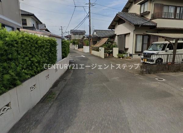 　前面道路含む現地写真　