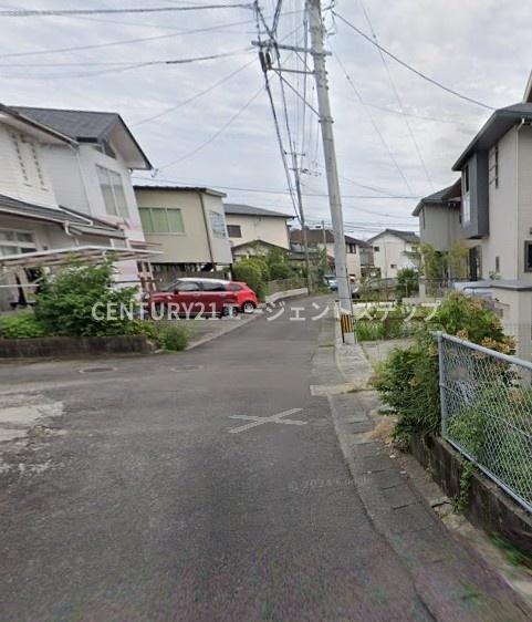 　前面道路含む現地写真　